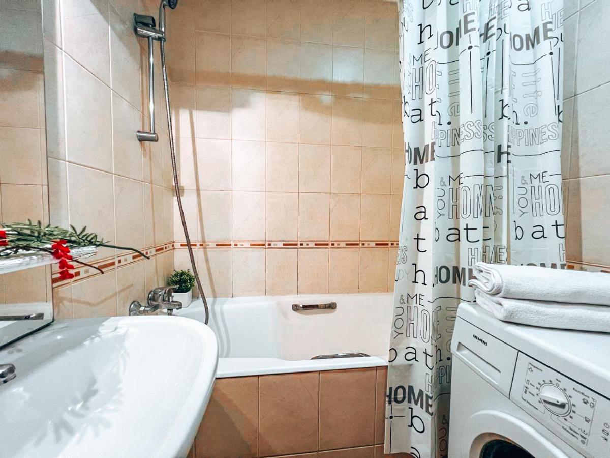 Apartments Near The Exhibition Centre Kiev Ngoại thất bức ảnh