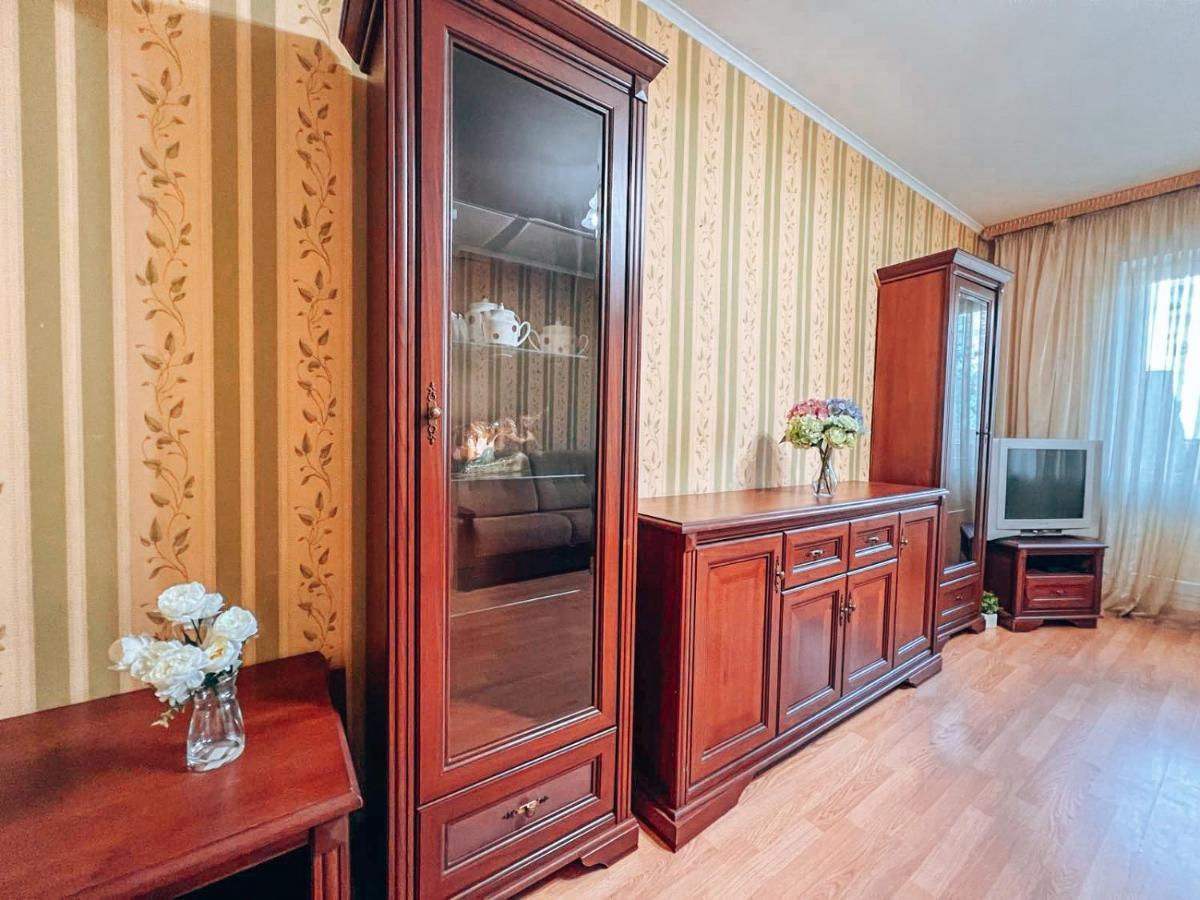 Apartments Near The Exhibition Centre Kiev Ngoại thất bức ảnh